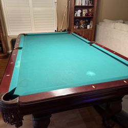 Pool Table 8x4ft 6in