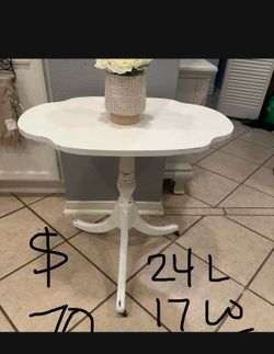 Farmhouse table