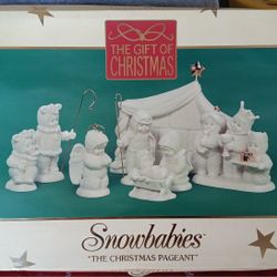 Dept. 56 Snowbabies 8pc. Nativity "Christmas Pagaent ".