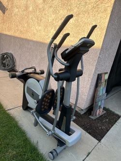 Nordictrack Like New E 7.1 Elliptical for Sale in Phillips Ranch CA OfferUp