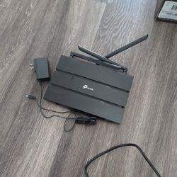 TP Link AC 1750 router