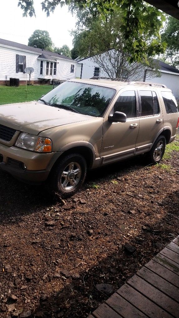 2002 Ford Explorer