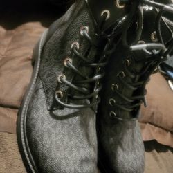 Michael Kors Boots Size 7
