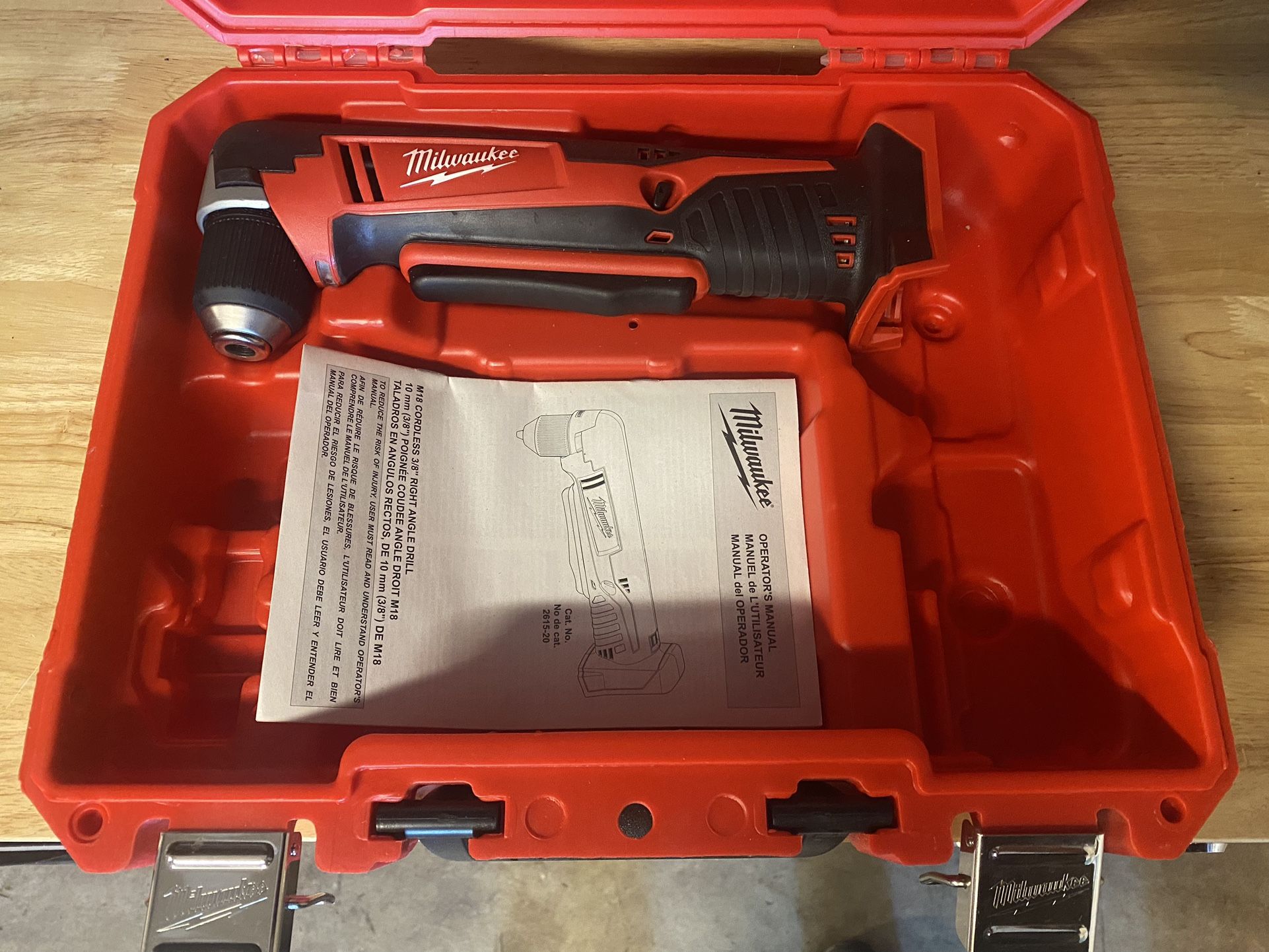 Milwaukee 18v Offset Screw Gun