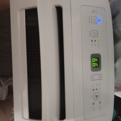 7000 BTU DOE 115-Volt White Vented Wi-Fi enabled Portable Air Conditioner.