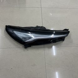 (253) 22-24 Buick Enclave Right Headlight 2022 2023 2024 