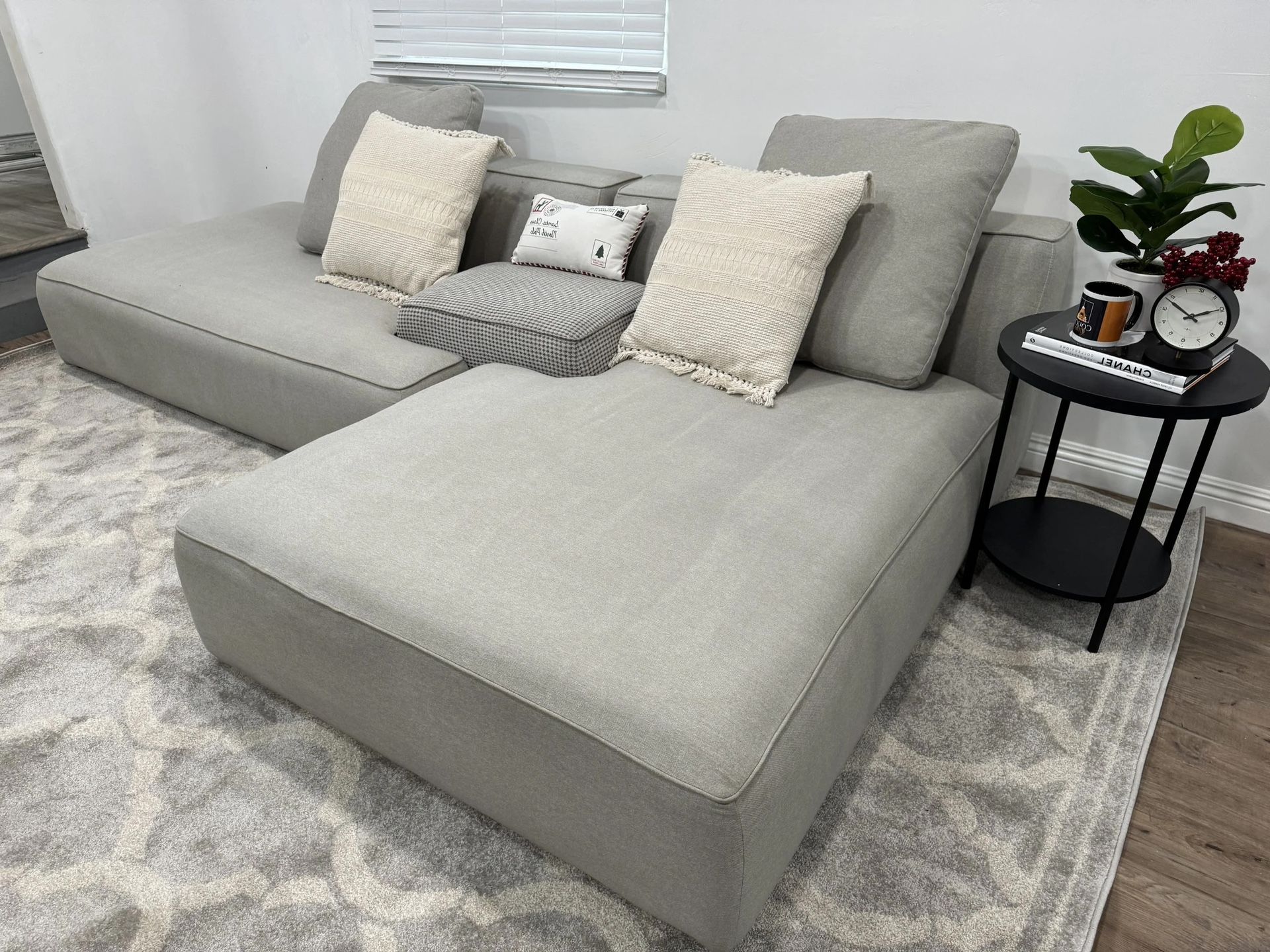 Floyd Sofa ( Delivery Available ) 