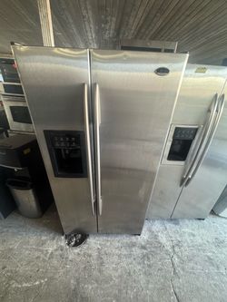 Side by side refrigerator (stainless steel)