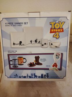 Toy Story 4 Four Piece Dinner Set