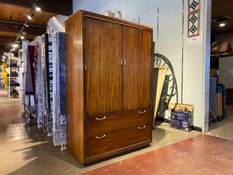 THOMASVILLE Founders Collection Walnut Post-Modern Gentleman's Chest