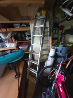 Sixteen foot extension ladder