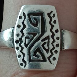 Sterling Silver Southwestern Design Ring- Sz8