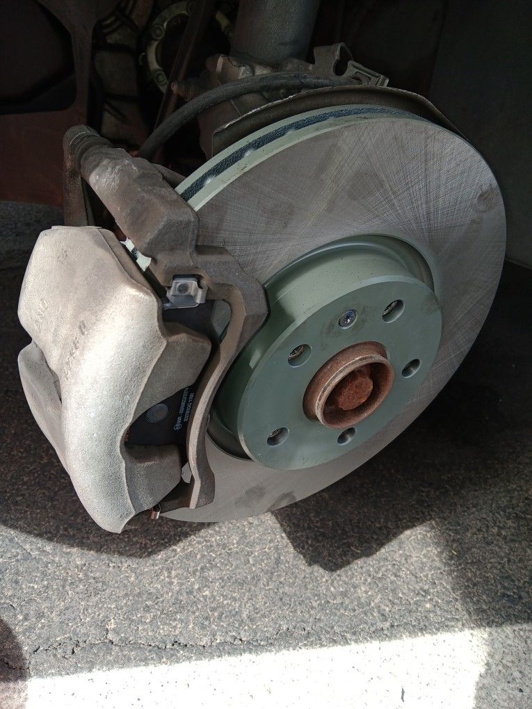 Brake Pads And Rotors Replacement Etc... Mobile Mechanic