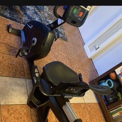 Recumbent Bike, NEW, Nautilaus Brand $399