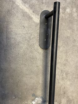 Black Tissue/towel Hanger 