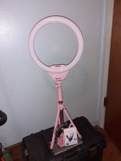 UBeesize 12'' Ring Light with 62'' Tripod Stand
& Pink Wireless Microphone