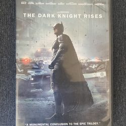 THE DARK KNIGHT RISES DVD 