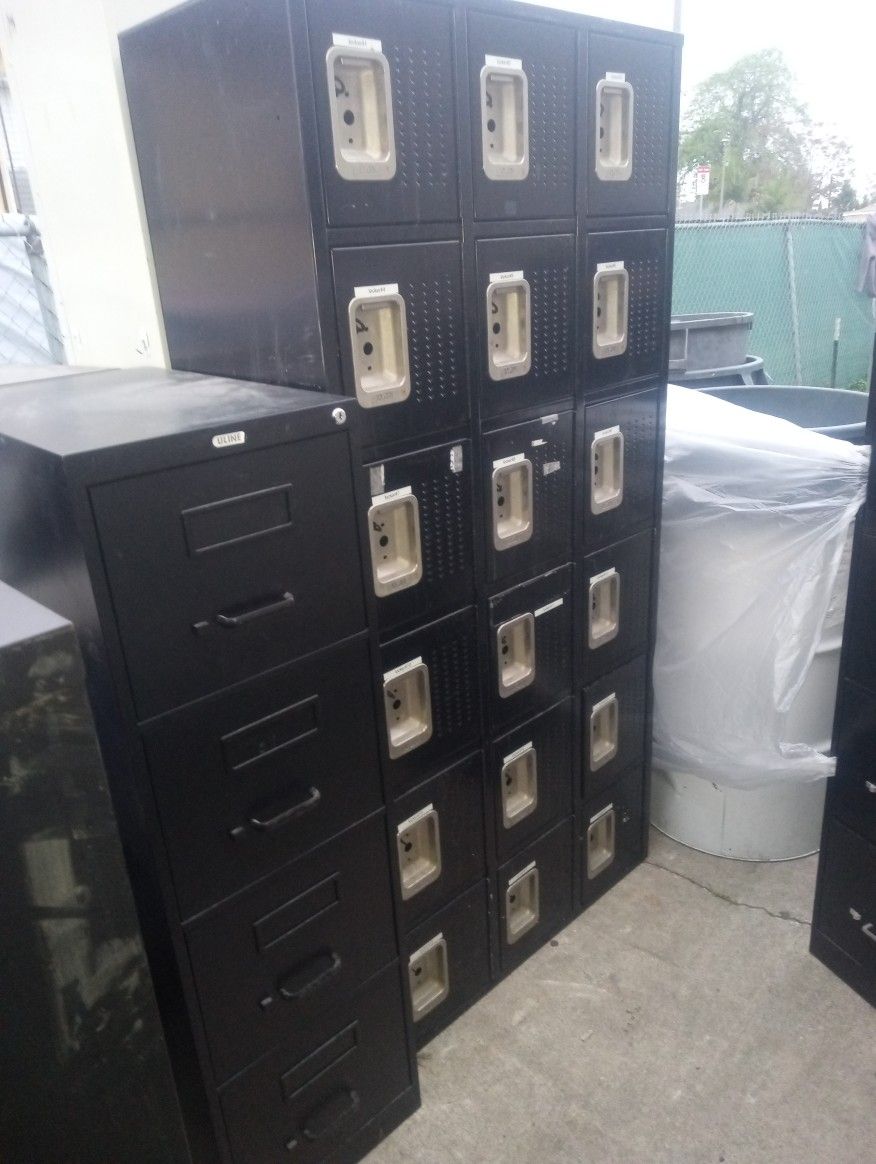 Lockers Still Metal Lockers Lockers