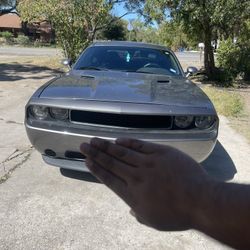 2012 Dodge Challenger Sxt 