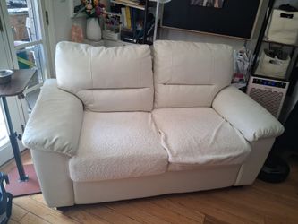 Love seat