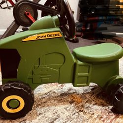 John Deere Tractor Ride on