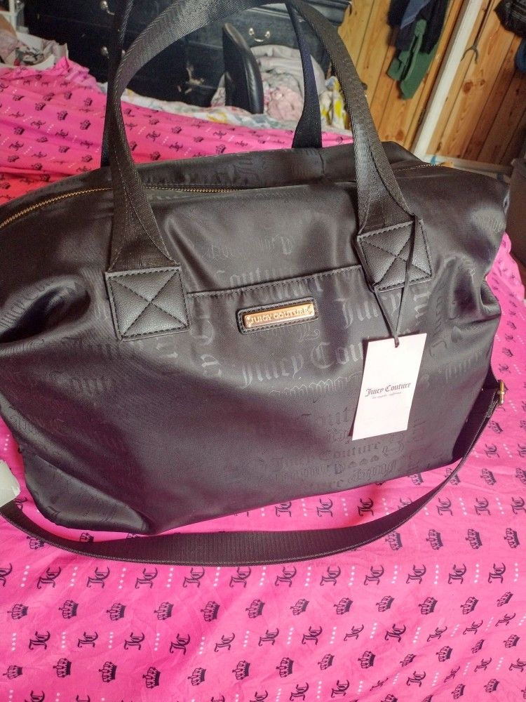 Juicy Couture new

 Traveling bag 