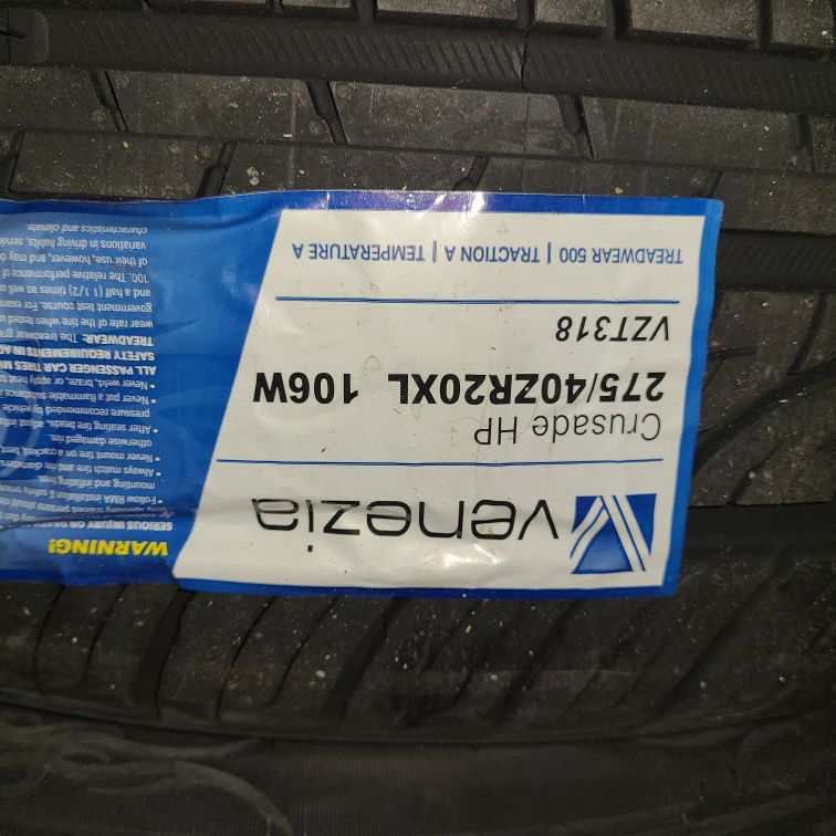 Pair Of Tire 275/40R20