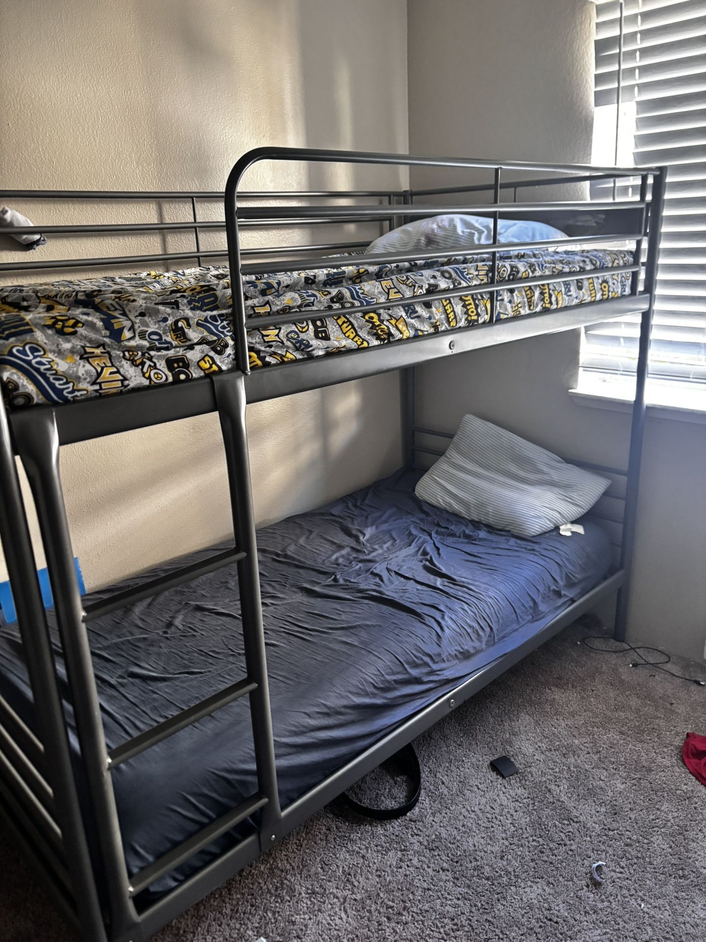 Twin Bed