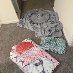Girls Twin Bedroom Decor Set, Mermaid 