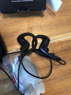 Brand new wireless earphones earbuds