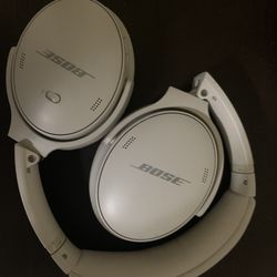 Bose Quiet Comfort Headphones 