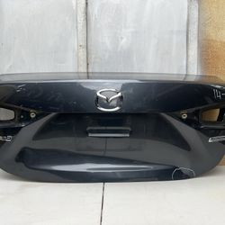 2014-2018 Mazda3 Trunk Lid OEM