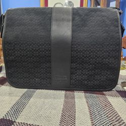 COACH  LOPTOP  BAG GOOD CONDITION 