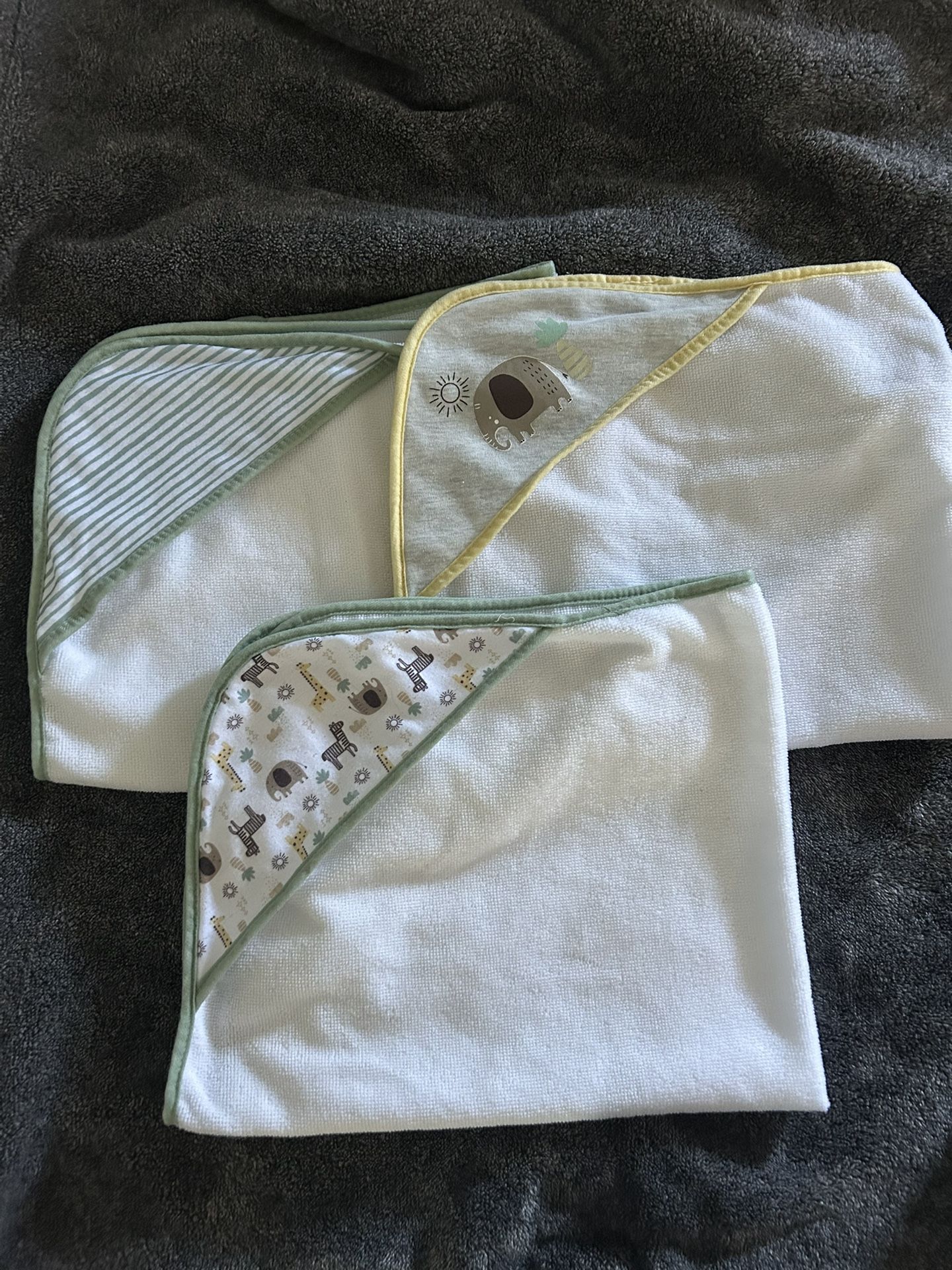 Infant Bath Towels & Wash Cloths