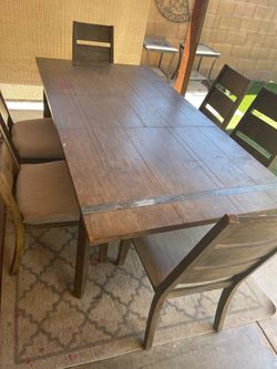 Dining table set with extra leaf