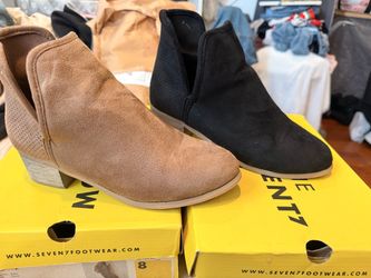 Seven7 Women’s Ankle Booties – Size 8 – Tan & Black