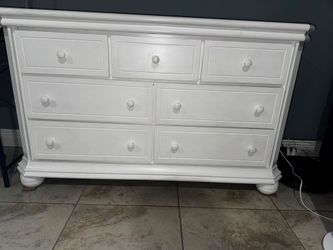 Sorelle Vista Elite Double Dresser