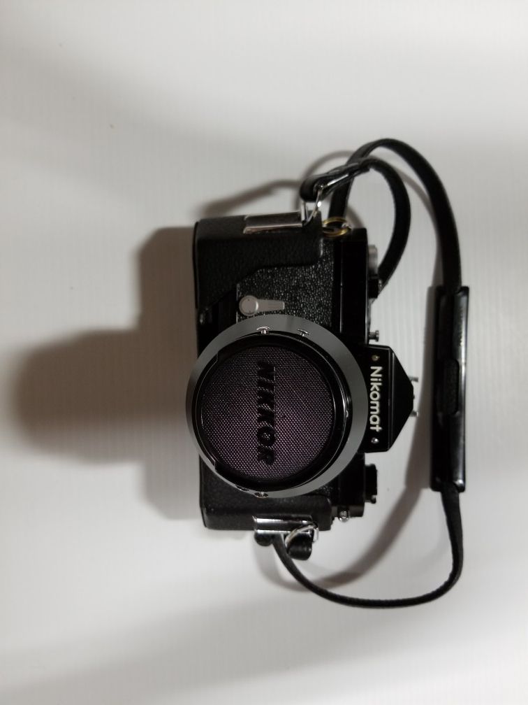 Nikon Nikomat FT 35 mm SLR with Vivitar lens