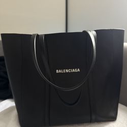 Balenciaga Tote New