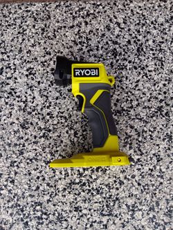 FLASHLIGHT RYOBI 18V TOOL ONLY