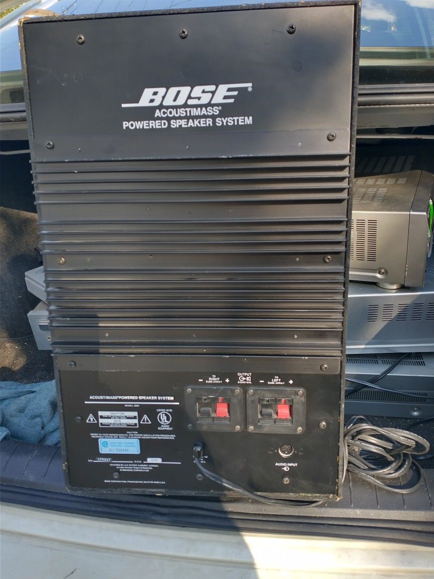 Bose powered speaker system