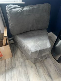 Lovesac Sactionals Seat with Back Cushion – Gray – Great Condition