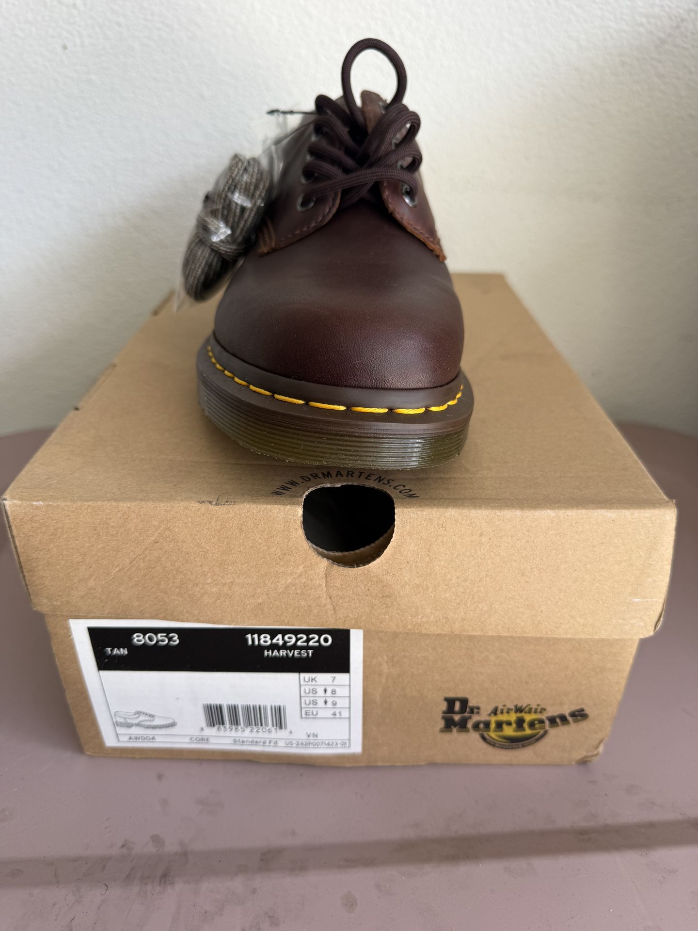 Dr Martens Tan 8053