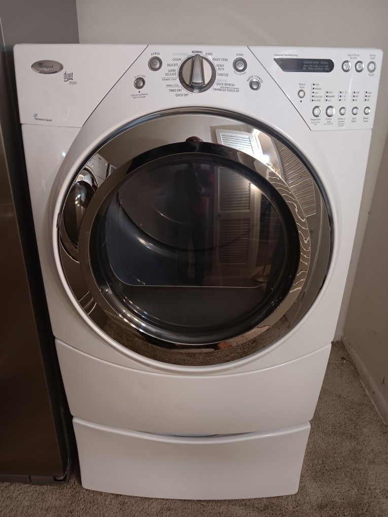 White Whirlpool Dryer