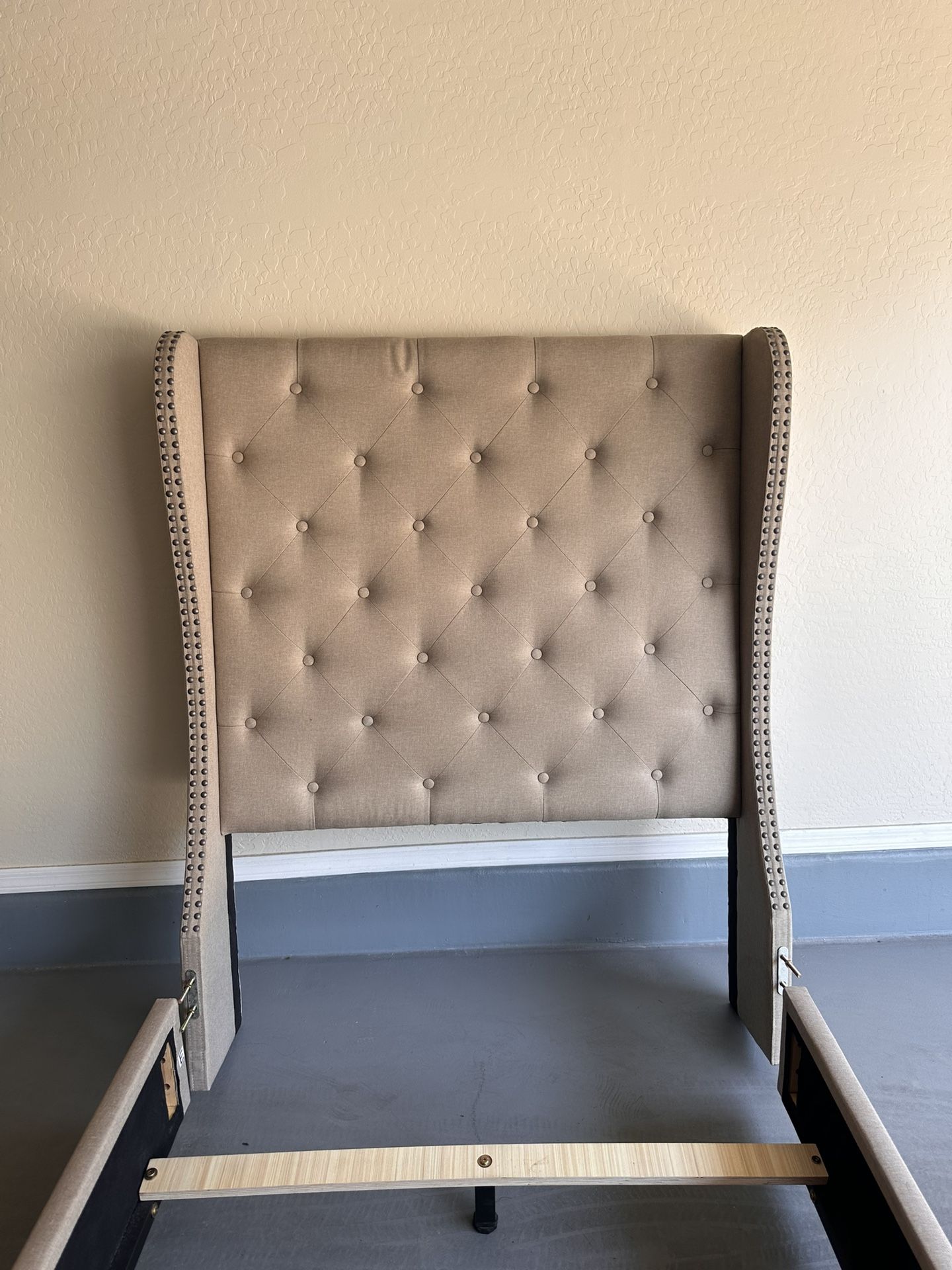 Twin Bed With Mattress