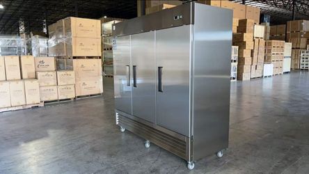 NSF Reach In Three Door Refrigerator SS interior KR-82B