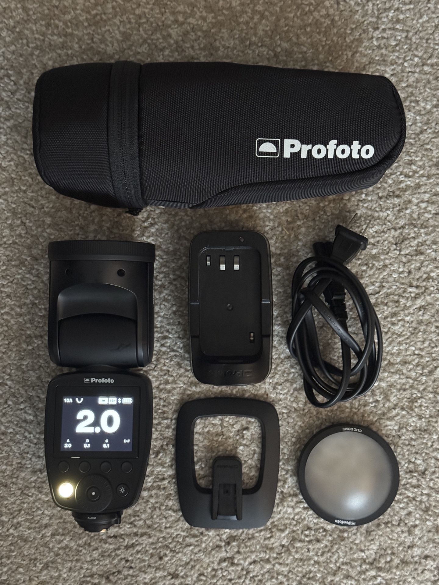 Profoto A10 Strobe Flash With A Battery And Charger For Sony Mount