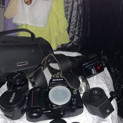 Nikon N90s Camera & Accessories 