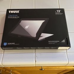 MacBook Pro Retina 13’’ Protective Bumper Case Thule