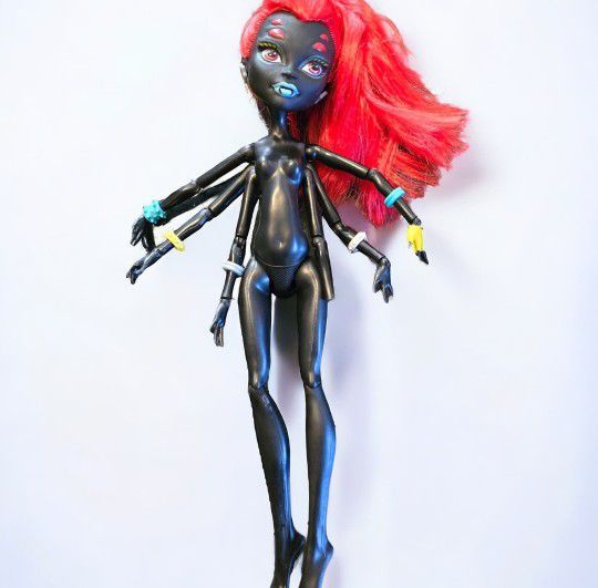 Monster High Doll Wyndowna Spider